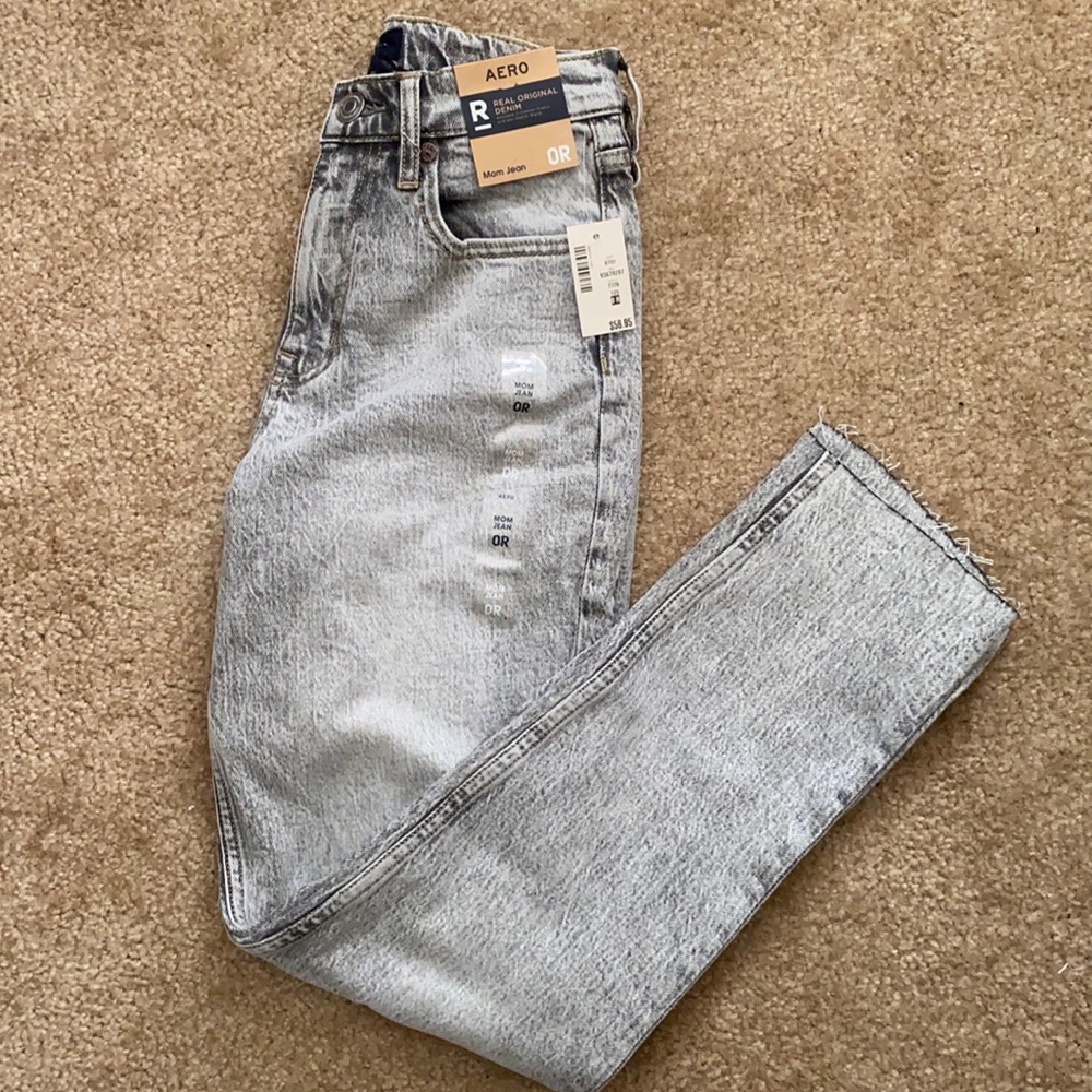 NWT Aeropostale Gray Mom Jeans